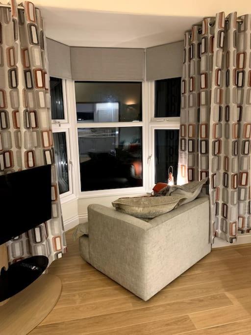Harbourside 2 Bed Apartment, Barmouth Bridge Views Exterior photo